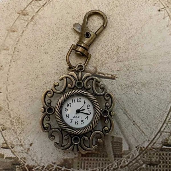 Classic Retro Flower Pendant Necklace Student Cute Electronic QuartzXJ241219