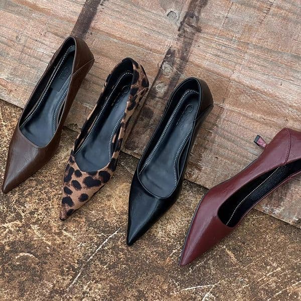 2025 Spring Vintage Women Leopard Pumps Fashion Pointed Toe Slip On Concise Office Lady Shoes