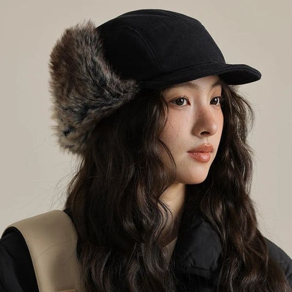 Japanese Plush Ear Protection Flying Cap for Men and Women Winter Plush Outdoor Splicing Five-panel Short Brim Bomber Hats 241218