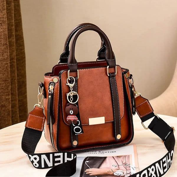Retro Womens Handbag Korean Simple and Casual Tote Bag Temperament Ladies One Shoulder Crossbody Small square bag 241219