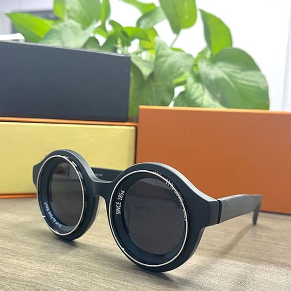 Super Vision Round Sunglasses For Mens 2386 Black Rubber effect nylon Round shape frame Dark Grey lenses Silver colour hardware with Packing box