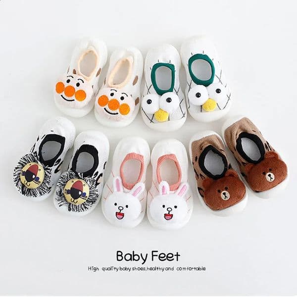 Baby Socks with rubber soles Floor Non-slip Cotton Cartoon Doll socks with bells Baby Girls Boys Soft Cute Boots baby shoes 241223