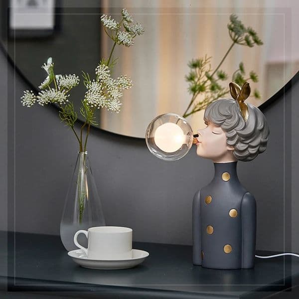 Nordic Cartoon Resin Bubble Girl Statue Decoration Living Room Bedroom Bedside Table Night Light Desktop Decoration Birthdaygift 241217