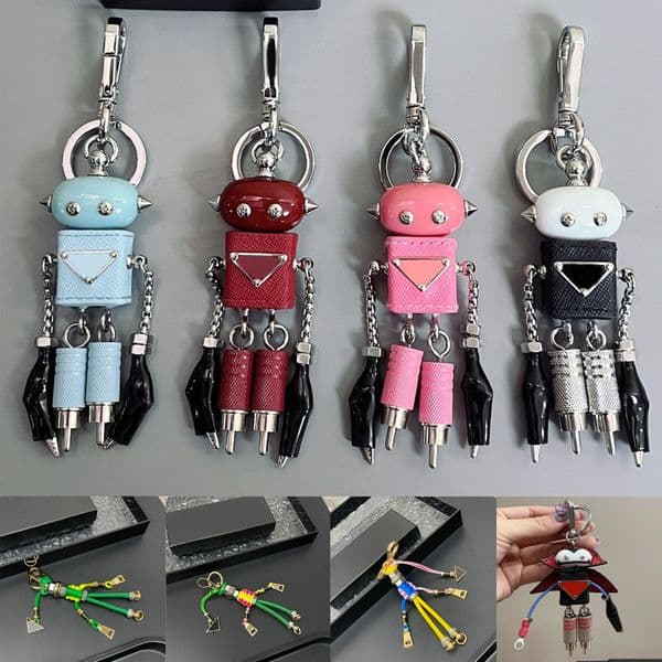 designer keychain women letter wallet top car key chain buckle jewelry flower lock key ring lanyard box bag charm fashion flower key ring gift decoration accessory1