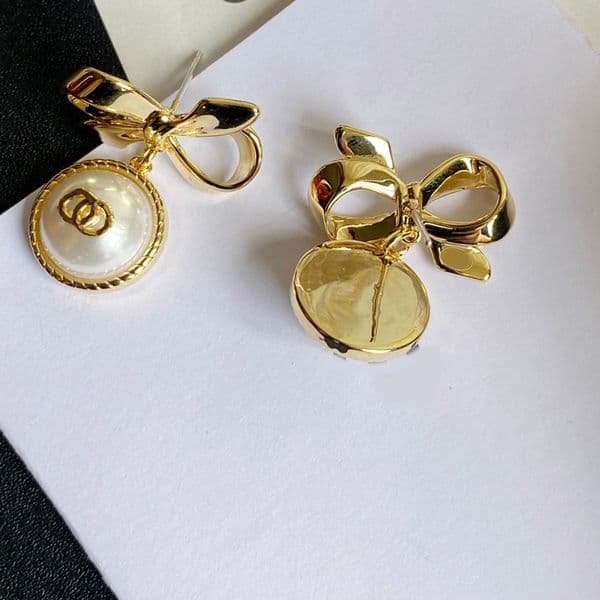 Fashion Ear Stud Long Earrings Crystal Rhinestone Pearl PU Leather Real Gold Brass Copper Stamp Letter Earring Womens Elegance Wedding Party Jewelry Accessories