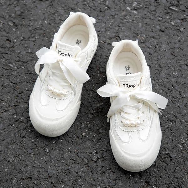 TuoPin bow womens casual shoes ballet womens retro lace board shoes with pearl little shoes 250228BJ