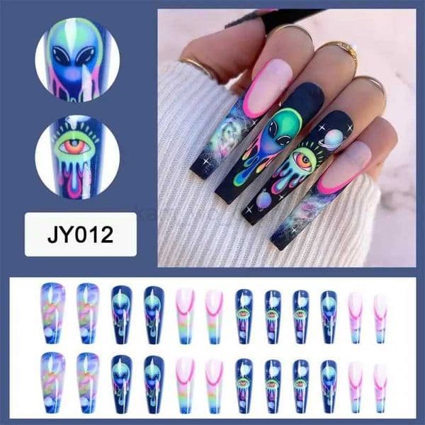 Ballet Armor Easy To Carry Blue Starry Sky Wear Armor Nail Stickers Ballet Nail Art Alien Wearing Armor Medium Size Fake NailsM240708