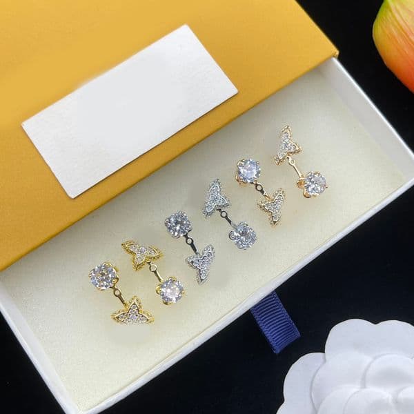 Designer Earrings Elegant Crystal Clover Charm Earrings 18K Gold S925 Silver Plated Ear Stud Clip Earrings Back For Women Wedding Party Diamond Fashion Je L260523