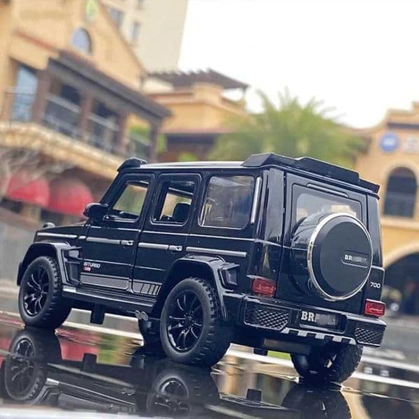 1/32 G700 G65 SUV Simulation Alloy Car Model Diecast Metal Off-road Vehicles Model Sound Light Collection Childrens Car Toy Gift M240717