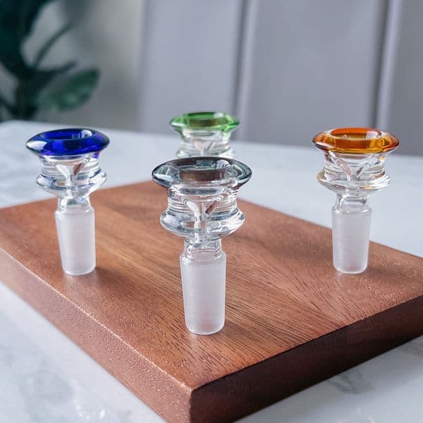 Smoking Glass Bowl Tobacco and Herb Dry Bowl Slide for Glass Bong Water Pipes 14mm 18mm Random Color Bowls