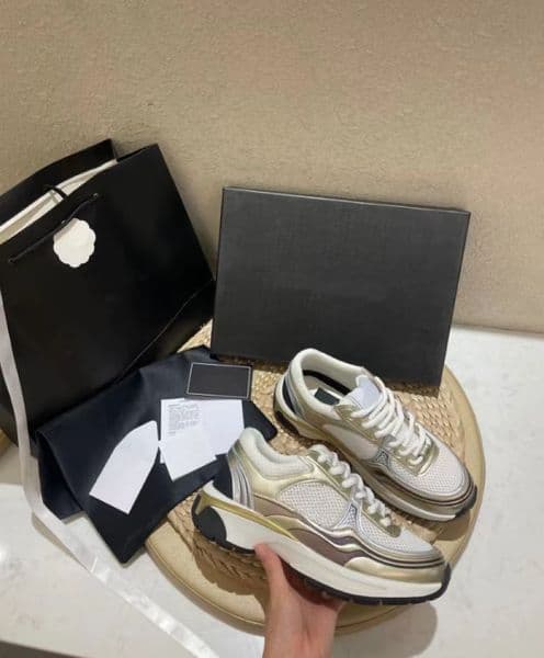Sneakers Womens Casual Shoes Designer Leather Sneaker Women Platform Shoe White Black Nacre Almond Fuchsia Trainer Luxury Trainers Fashion Shoes 5555