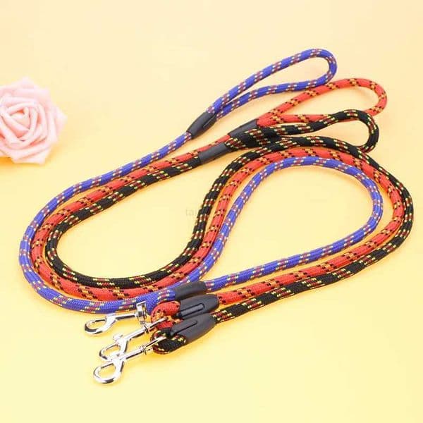 Pet Traction Rope Round Rope Pet Leash Strong Dog Leash with Comfortable Padded Handle Clasp Nylon Lead Rope Leashes Single RopeL240725