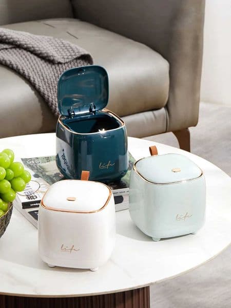 1PC Mini Desktop Trash Can Compact Countertop Garbage Can for Dressing Table Small Space Home Office Easy to CleanB240726