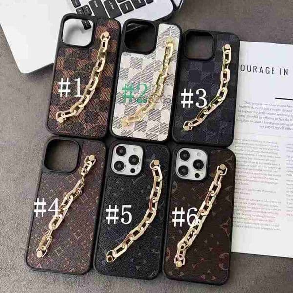 Cell Phone Cases designer Retro Case Designer iPhone Wrist Strap for 15 14 12 11 13 Pro Max 15ProMax 14ProMax Plus Fashion Metal Chains Wristband Monogram