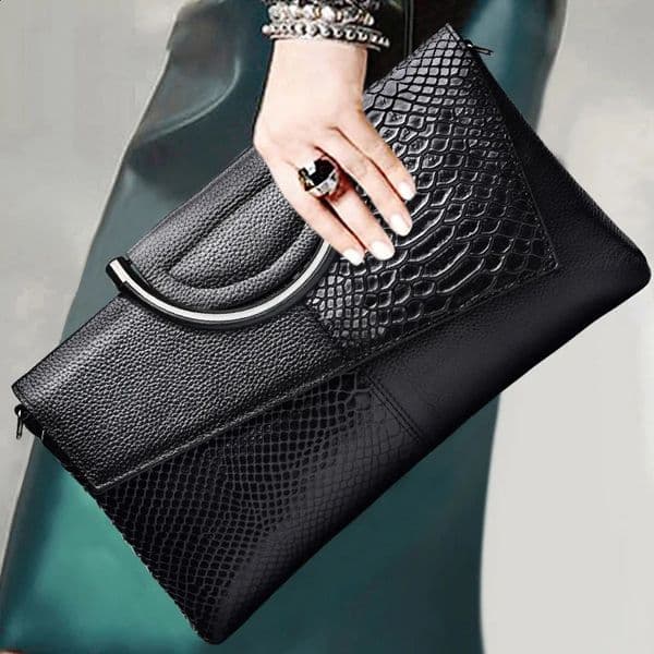 Ladies Fashion Leather Clutch Large Capacity Soft Leather Crossbody Shoulder Bag Girls Handbag Pure Colour Snake Decora 240729