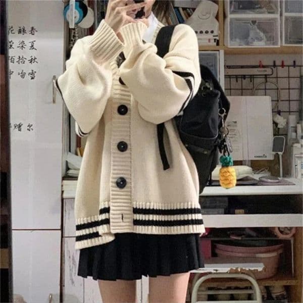 Casual Women Sweater Spring Autumn Korean Striped Long Sleeve Button Loose Cardigan Streetwear Harajuku Y2K Female Knitted Coats 240731