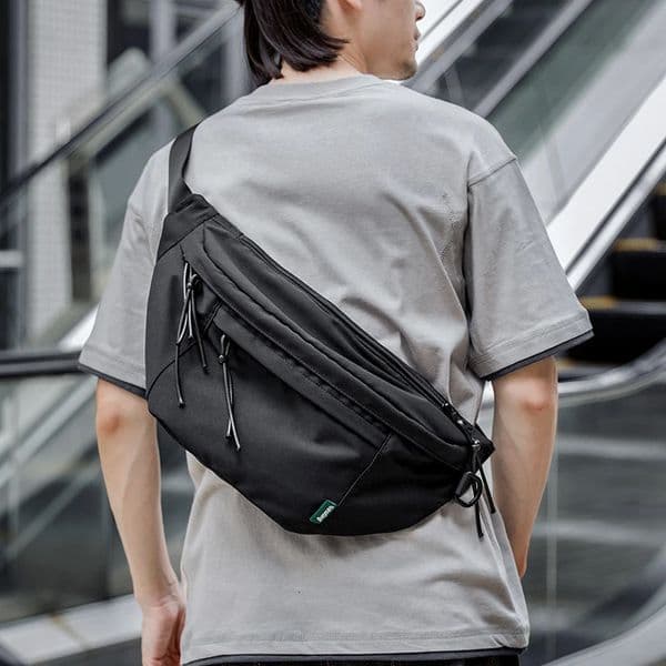 Cross bag oversized fan-shaped bag waterproof Oxford luggage bicycle large gym waist bag mens waist bag 241031