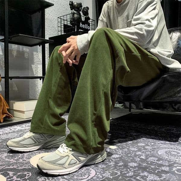 Autumn Corduroy Pants Men Retro Casual Pants Men Streetwear Hip-hop Loose Straight Pants Mens Vintage Trousers Large Size 241031