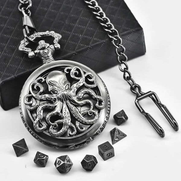 Pocket Watches Creative Angry Octopus Carving With Case And Mini Metal Polyhedral Dice Party Entertainment Board Game Pendant Chain H241104