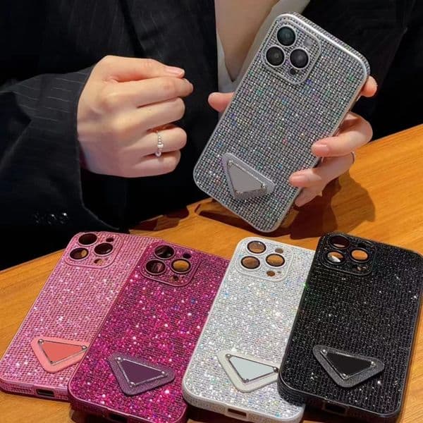 Sparkling Rhinestone Designer Phone Case For Iphone 17 16 15 14 13 Pro 12 11 Max Metal Logo 17Promax Border Rhinestone Lens Case Precise Holes Shell Soft Luxury Cover