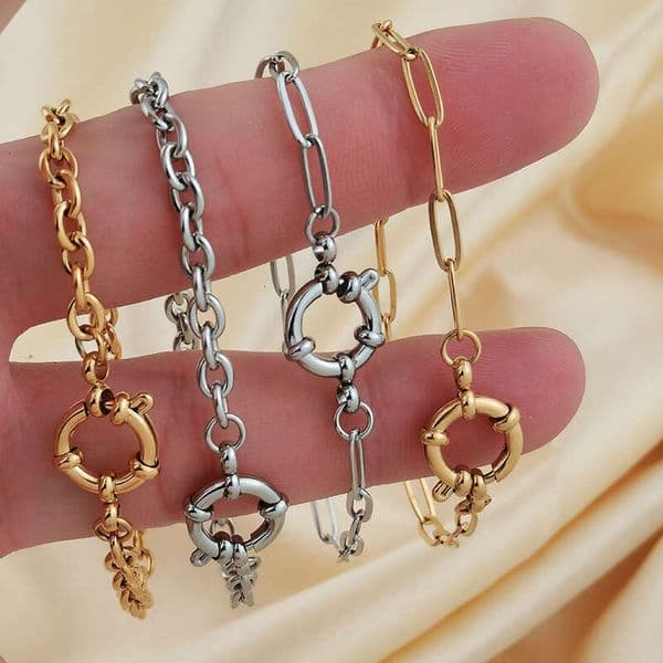 Fashionable and minimalist style spring buckle blade bracelet stainless steel gold-plated paper clip chain trendy women's fashion