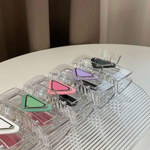 Luxury Barrettes Large Hair Claw Shark Clip Hairpin Triangle Letter P Hair Clip Designer Jewelry Hair Accessories