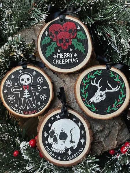 1pcs Gothic Christmas Tree Wood Ornament Spooky Merry Creepmas Decoration Goth Decor Dark Horror Gothmas Room House DecorationXJ241107