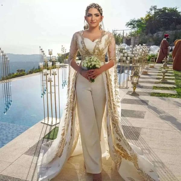 Sparkly Overskirt Wedding Dresses With Pants Bridal Gowns Long Sleeves Jumpsuits Sweetheart Necke Sequined Satin Arabic Vestido De Novia Wly