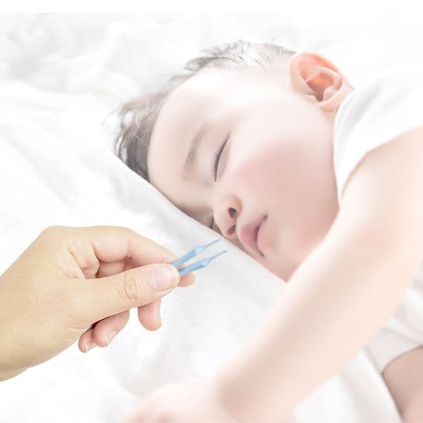 Baby Booger Snot Tweezer Plastic Infant Daily Care Cleaning Tweezer Nasal Mucus Clip for Kids Toddler Baby Items Nose Cleaner