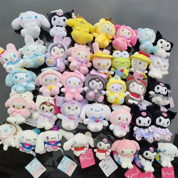 Wholesale 12cm Kawaii Plush Keychain Doll My Melody Kuromi Cinnamoroll Cartoon Animal Stuffed Pendant Backpack Decoration