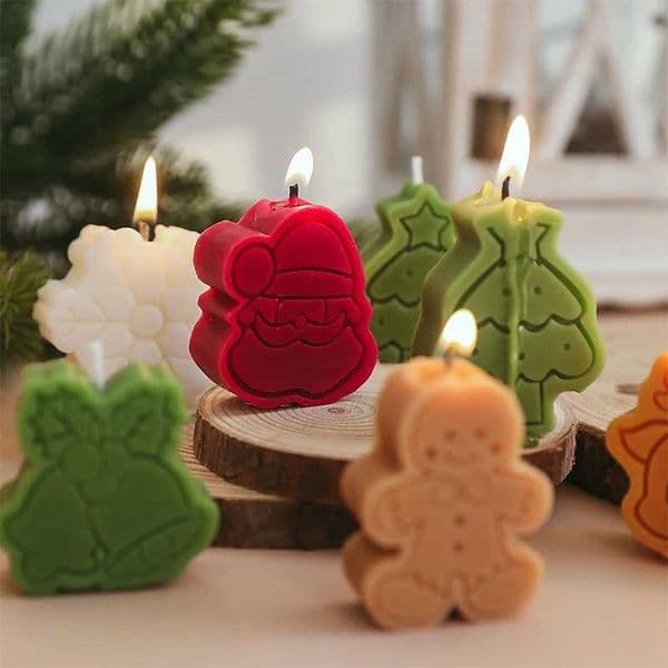 4Pcs Christmas Candles Santa Claus Snowman Elk Scented Candle Aromatherapy Incense New Year Xmas Party Home Decoration GiftsXJ241112