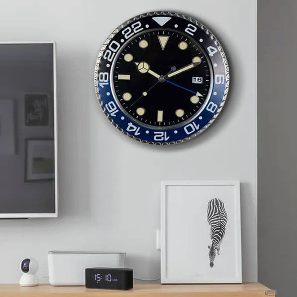 34cm Luxury Creative Wall Clock Modern Metal Design Art Wall Clock He Large Digital Luminescent Bedro Decoration Clock Y260516