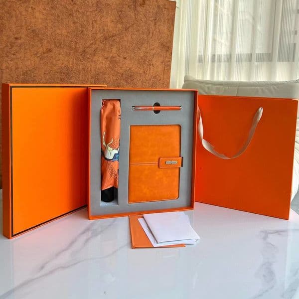 Designer Business Corporate Gift Thickened Office Notebook Pen Umbrella Set Festival Gifts