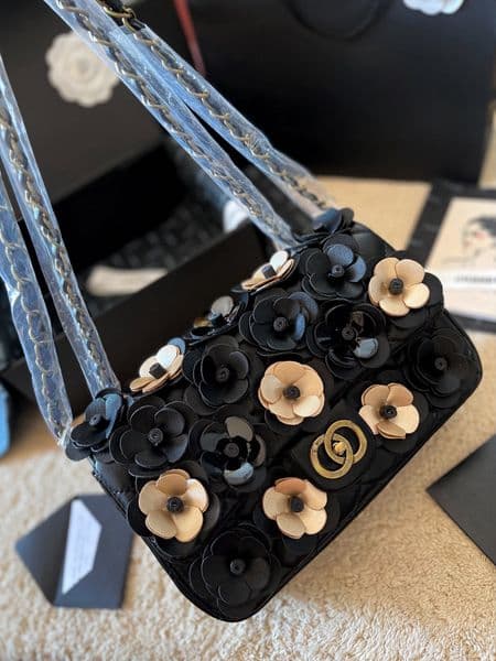 Designer Handbag 2025 Fashion Womens Shoulder 3D Flower Luxury Genuine Leather Purse Trendy Evening Bag Small Square Bag Shoulder Bag Elegant Crossbody Bag