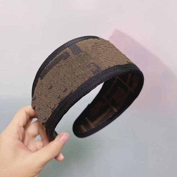 Simple Designer Wide-brimmed Letter headbands for Women Brand Hairband Fashion Womens Sport Hoop Vintage Hair accessories Gifts High Quality