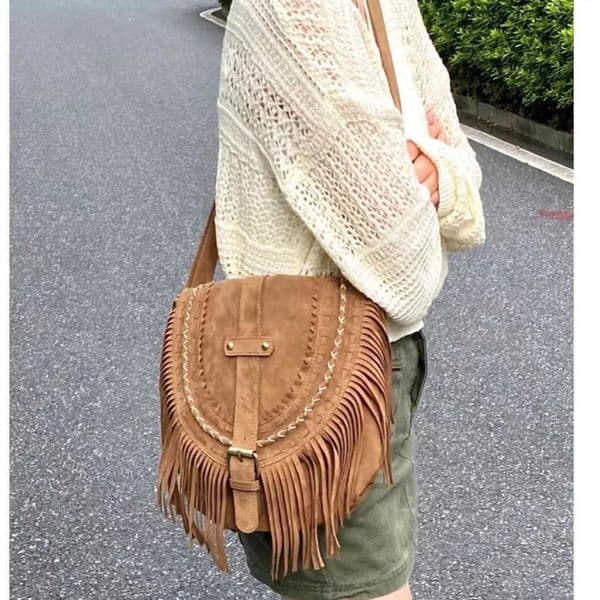 Tassel Designer Bag WoMens Saddle Tote Bag Fashion Trend Small Shoulder Bags Crossbody Bag 241104
