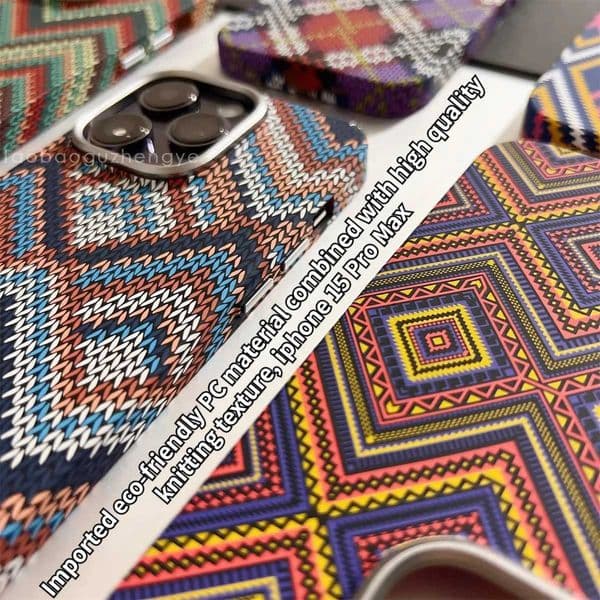 Cell Phone Cases SZCURC is suitable for iPhone 15 Pro Max phone case high-end carbon fiber woven texture phone case iPhone 14 13 12 Pro Max 15 Plus J0418