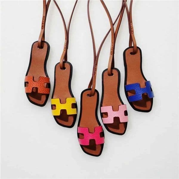 Keychains Lanyards 1 piece of PU slider keychain ladies backpack pendant bag charm H241119