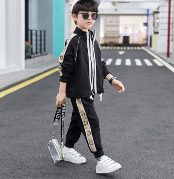 Fashion Luxury Kids Clothing Sets Designers Warm Jacket Brand Letter Hooded Sweatshirts Outdoor Casual Fleece Tracksuit Childrens Clothes Boys Top Pants