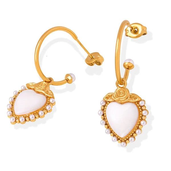 Fashionable stainless steel 18K gold-plated C-shaped shell heart-shaped pendant earrings suitable for womens texture pendant elegant love earrings 241122
