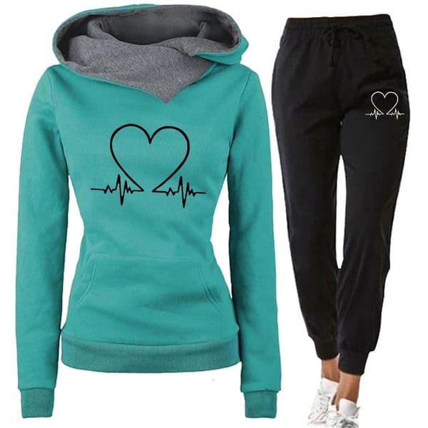 Womens sportswear warm hooded sweatshirt for autumn and winter womens sportswear 241126