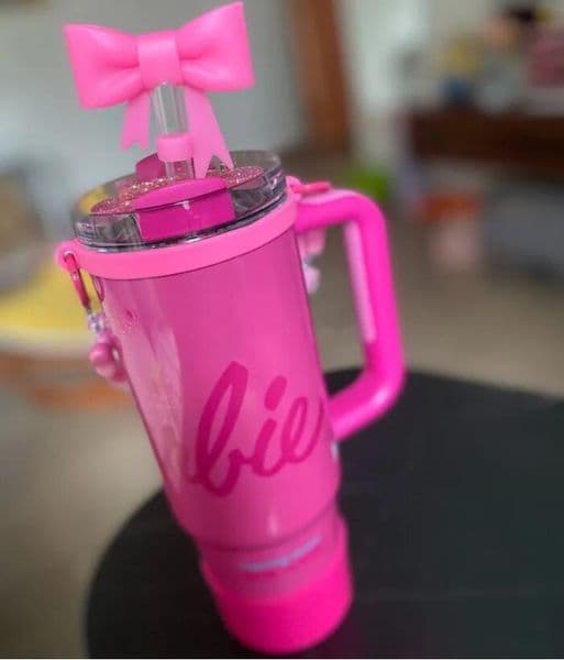 2026 New Hot Cups 40Oz Cobrand Winter Stainless Steel Tumblers With Handle Lid And Straw Travel Car Mugs Pink Flamingo Water Bottles Designe