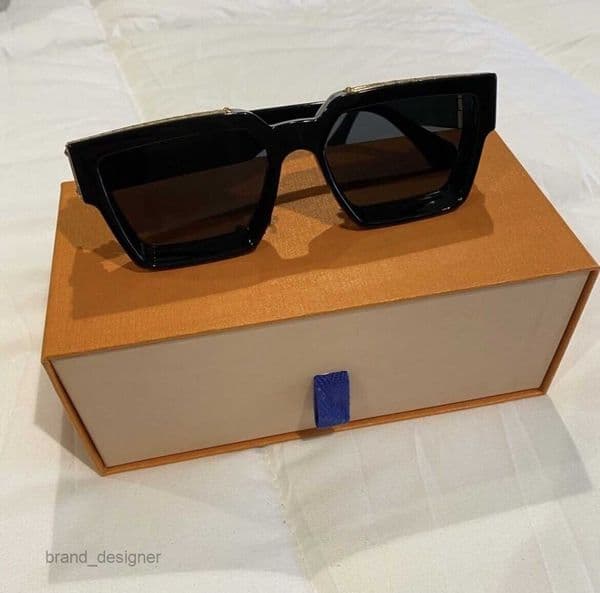 Square Full Frame Vintage Unisex Shiny Gold Good Sell Plated VV