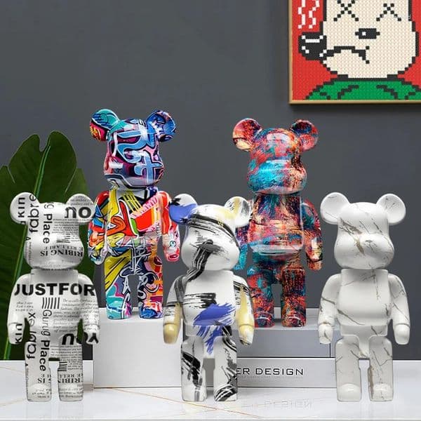 Anime Action Decorative Figure Figurines Gift figuras anime Colorful Home Decor Bear Statues And Sculptures Figure Ornaments Room Bedroom For Int Y260604+1