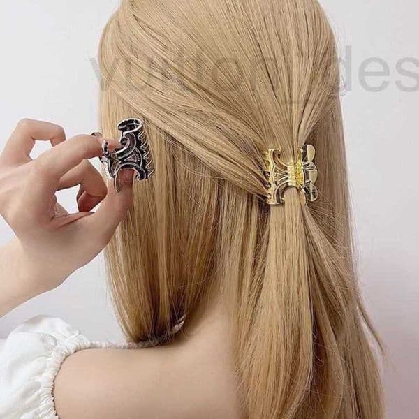 Headwear & Hair Accessories Designer Brand Luxury Triangle Clips Woman Girls Fashion Classic Gold Silver Style Letters Barrettes Girl's Daily Hairpin Small Claw Clip