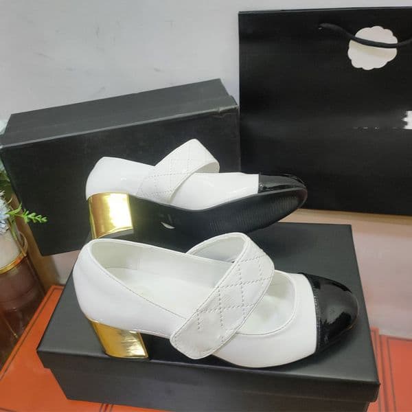 Dress Shoes Mary Jane Shoes Patent Leather Women Chunky Heel Leather Shoe Square Toe Pumps Female Pearls Casual Vacation Banquet Vintage Ladies High Heels Shoes