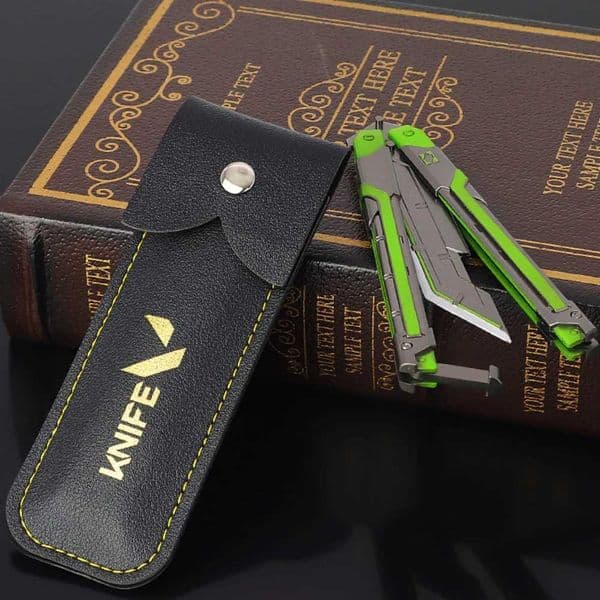 2026 New Novelty Games 21Cm Toy Alloy Model Valorant Game Peripheral RGX 11Z PRO Butterfly Knife Fluorescent Blade T240607