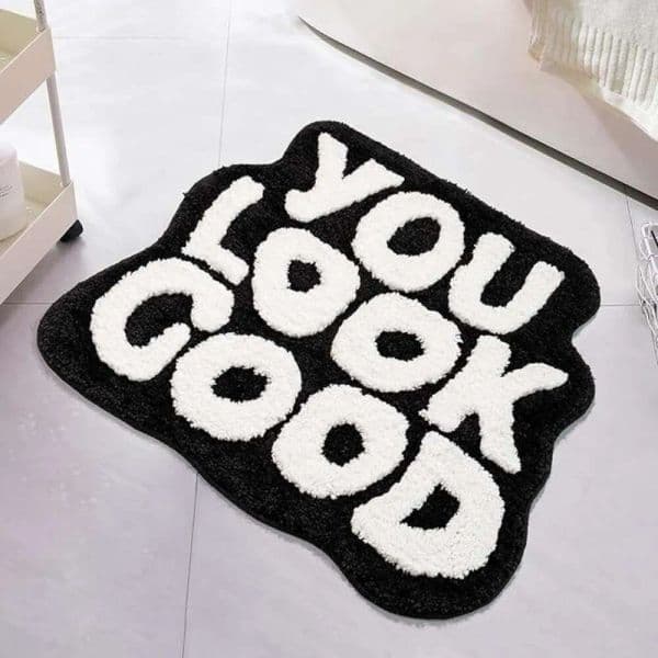 Rugs Black Top Designer Rug Letter Flocking Simple Home Decoration Interior Carpet Floor Mat Bed Bedroom Suitable as A Christmas Gift Room Christm