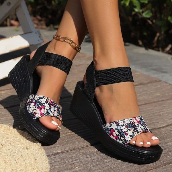 Fashion Floral Sandals Ladies Casual Broadband Open Toe Wedge Sandals Comfortable Elegant Sandals for Beach Flat Summer Shoes 240619