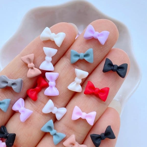 100Pcs New Cute Mini 6*9mm Resin Bow Flatback Ornament Jewelry Manicure Making Hairwear Accessories